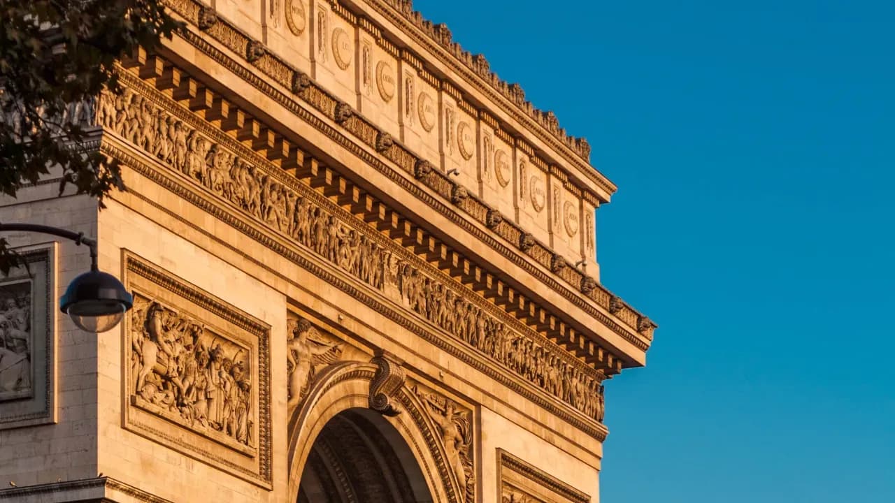 Moonfare opens up office in Paris